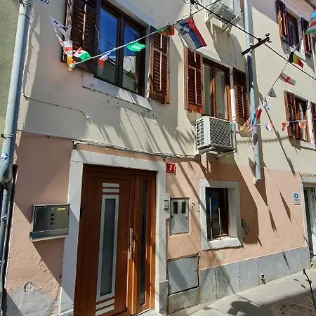 Vakantiehuis Holiday House Erna *